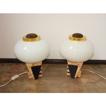 Para zabytkowych lamp stołowych z kamienną podstawą